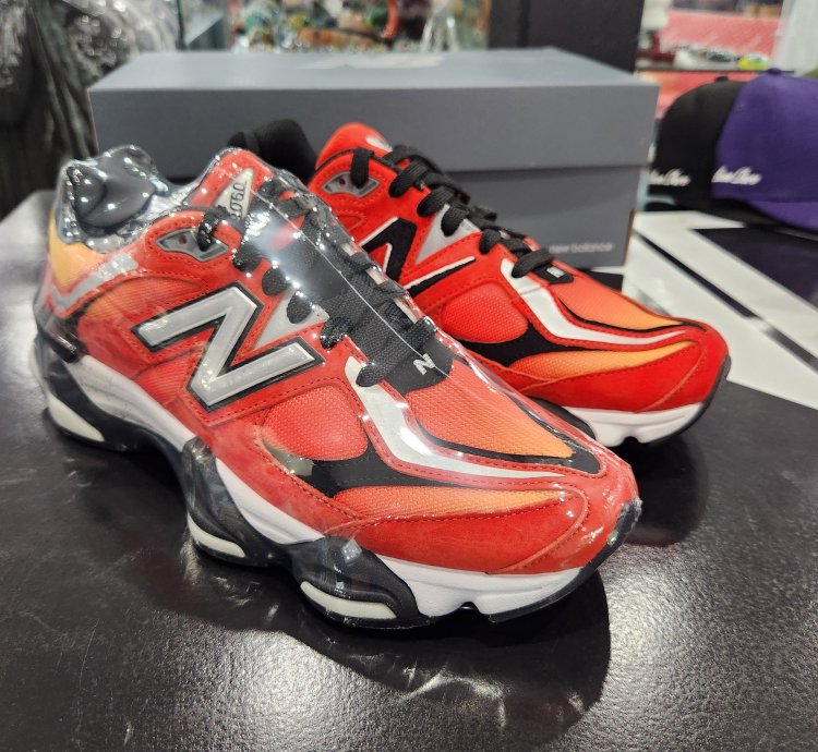 New Balance Dtlr 9060 Fire Sign