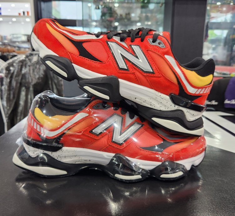 New Balance Dtlr 9060 Fire Sign
