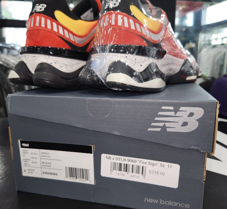 New Balance Dtlr 9060 Fire Sign