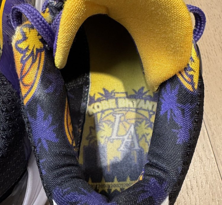 Nike Kobe 5 Protro Lakers Sz 9