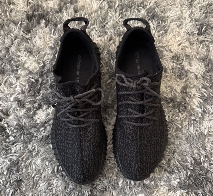 Adidas Yeezy Boost 350 Pirate Black
