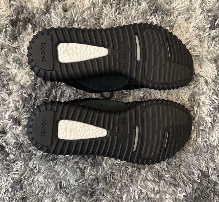 Adidas Yeezy Boost 350 Pirate Black