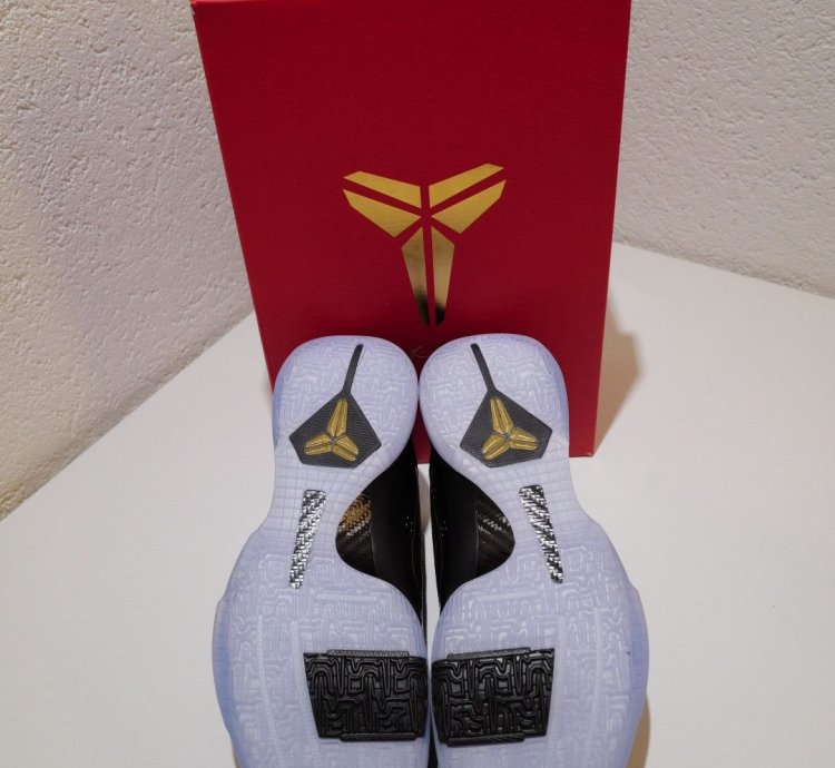 Nike Kobe 5 Protro Year Of The Mamba