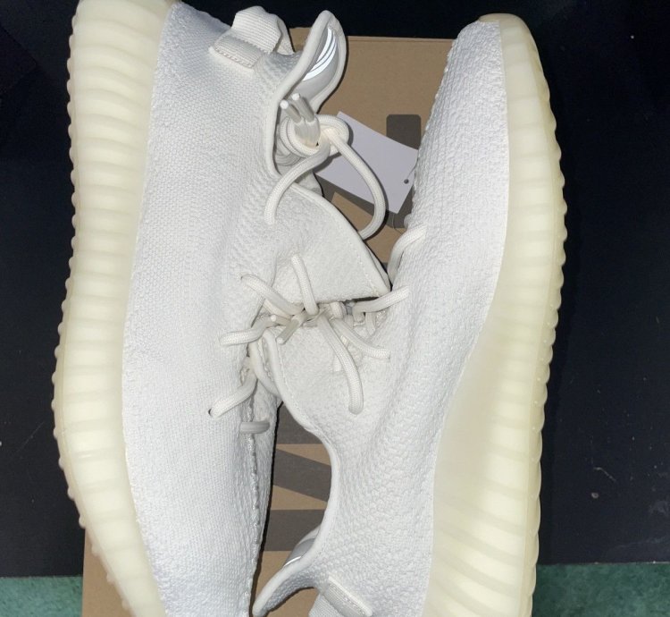 Adidas Yeezy Boost 350 V2