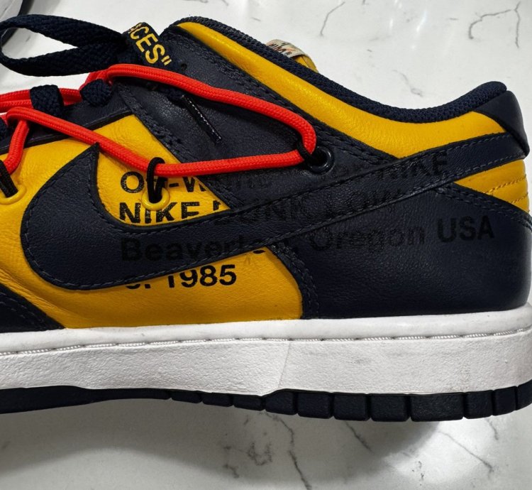 Off-white Nike Dunk Low University Gold