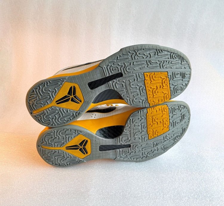 Nike Kobe 5 White Del Sol Us 13 Uk 12 Eu 47 5