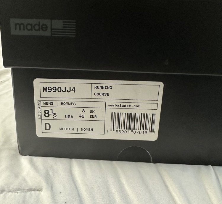 New Balance Jjjjound 990v4