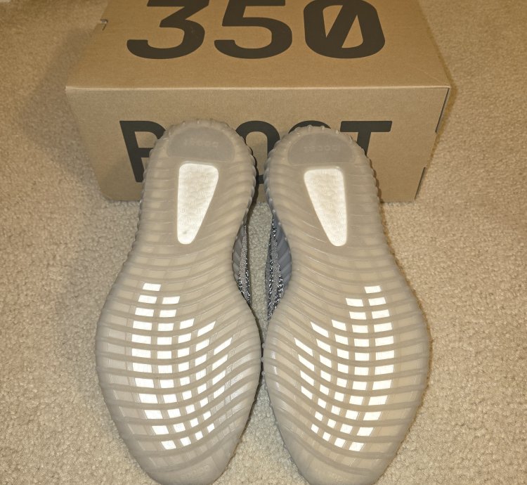 Adidas Yeezy Boost 350 V2 Beluga Reflective