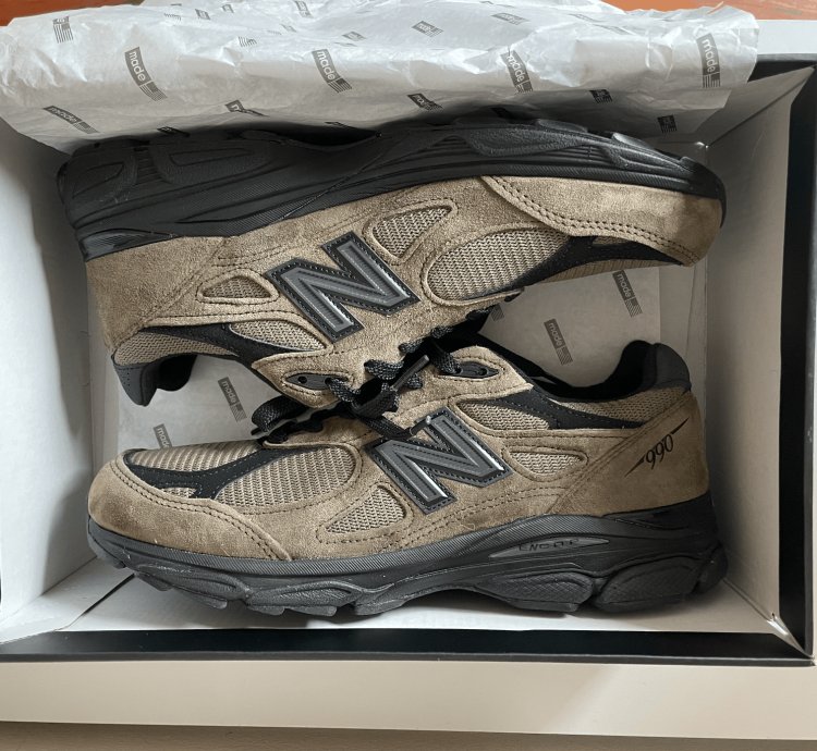New Balance Jjjound 990v3 Brown