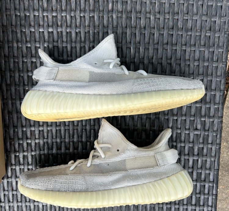Adidas Yeezy Boost 350 V2 Bone