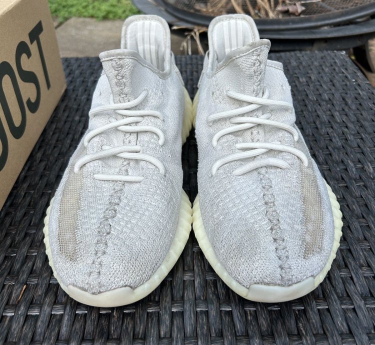 Adidas Yeezy Boost 350 V2 Bone