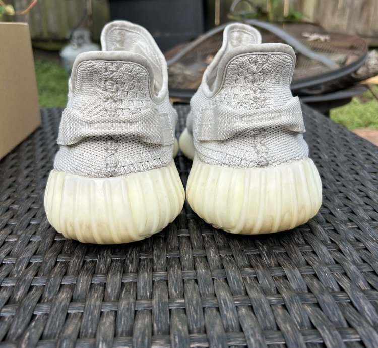Adidas Yeezy Boost 350 V2 Bone