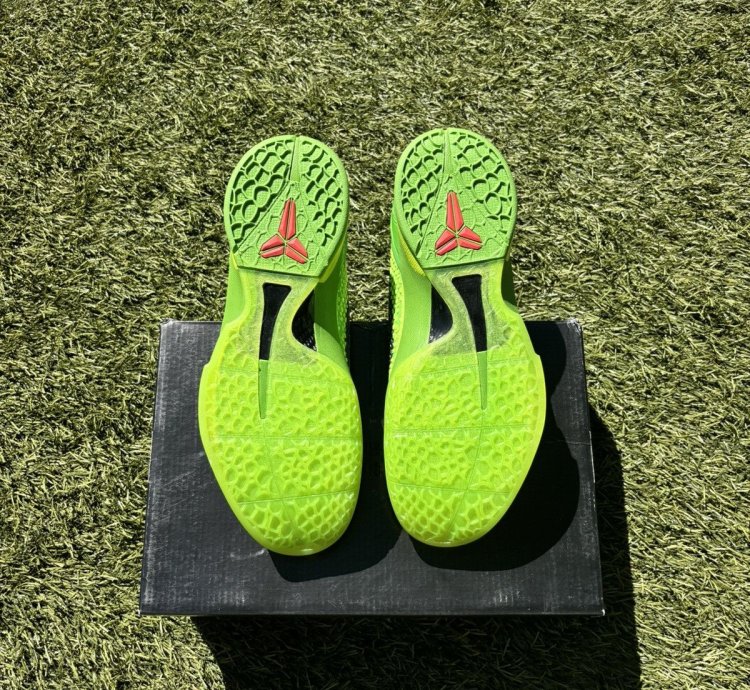 Nike Kobe 6 Grinch Protro 2020