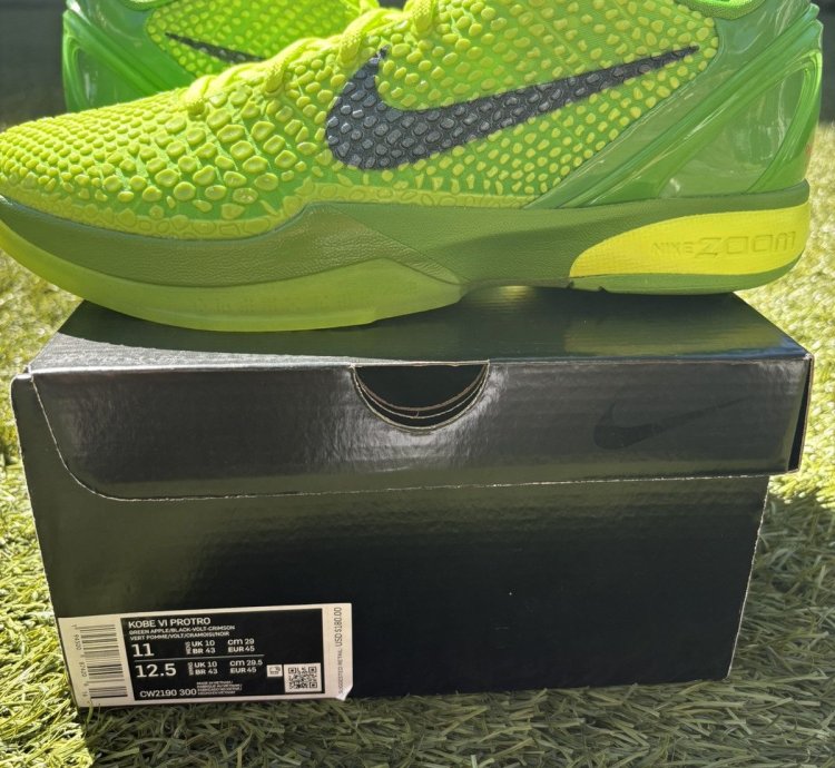 Nike Kobe 6 Grinch Protro 2020