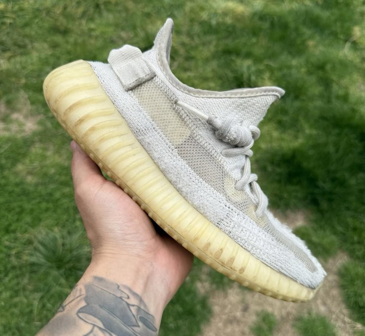 Adidas Yeezy Boost 350 V2 Bone Size 5 Men 6 Women