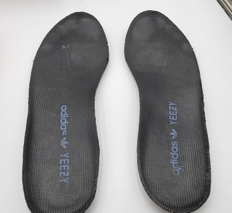Adidas Yeezy Boost 350 V2 Carbon Sz 5 5 Authenticated165