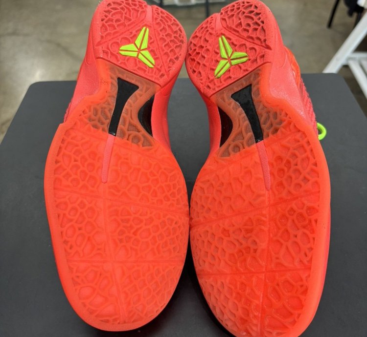 Nike Kobe 6 Proto Reverse Grinch Gs Sz 6 5y