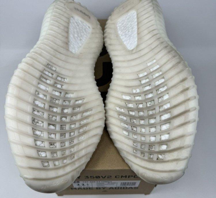 Adidas Yeezy Boost 350 V2 Cmpct Panda