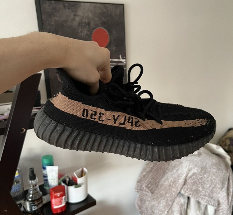 Adidas Yeezy Boost 350 V2 Core Black Cooper