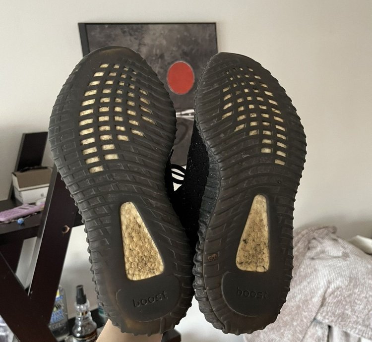 Adidas Yeezy Boost 350 V2 Core Black Cooper