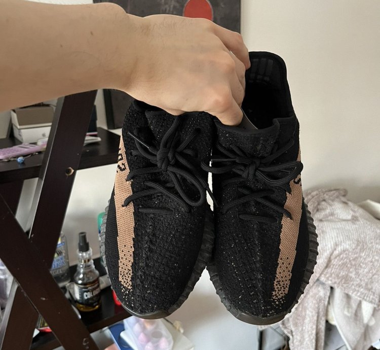 Adidas Yeezy Boost 350 V2 Core Black Cooper