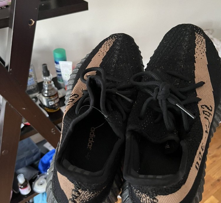 Adidas Yeezy Boost 350 V2 Core Black Cooper