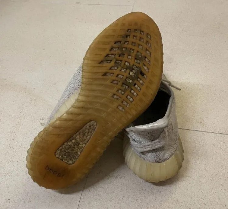 Adidas Yeezy Boost 350 V2 Cream Size Us 10 5