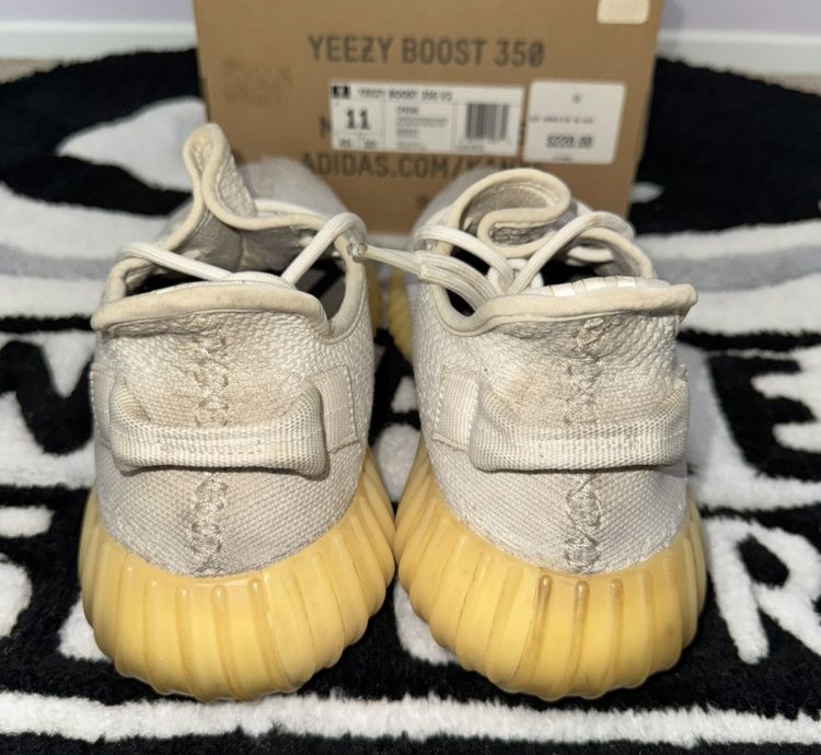 Adidas Yeezy Boost 350 V2 Cream White size 11