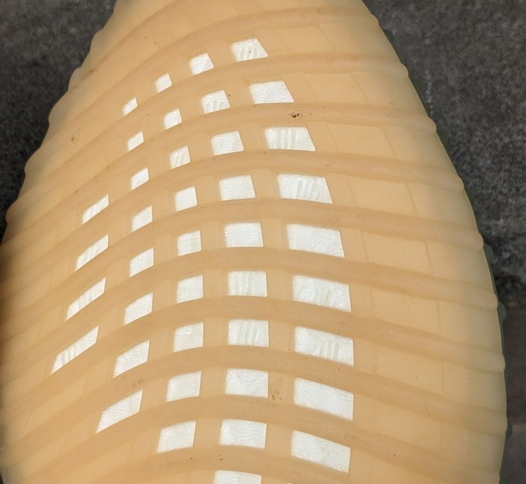 Adidas Yeezy Boost 350 V2 Desert Sage Size 10 5 Men Fx9035
