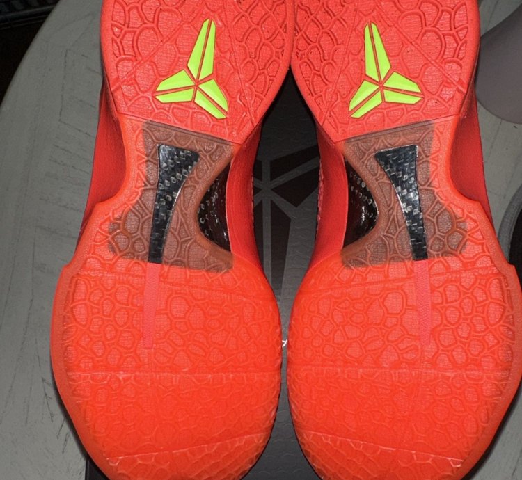 Nike Kobe 6 Protro Reverse Grinch Kobe