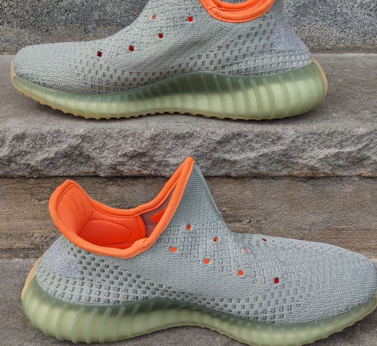 Adidas Yeezy Boost 350 V2 Desert Sage Size 10 5 Men Fx9035