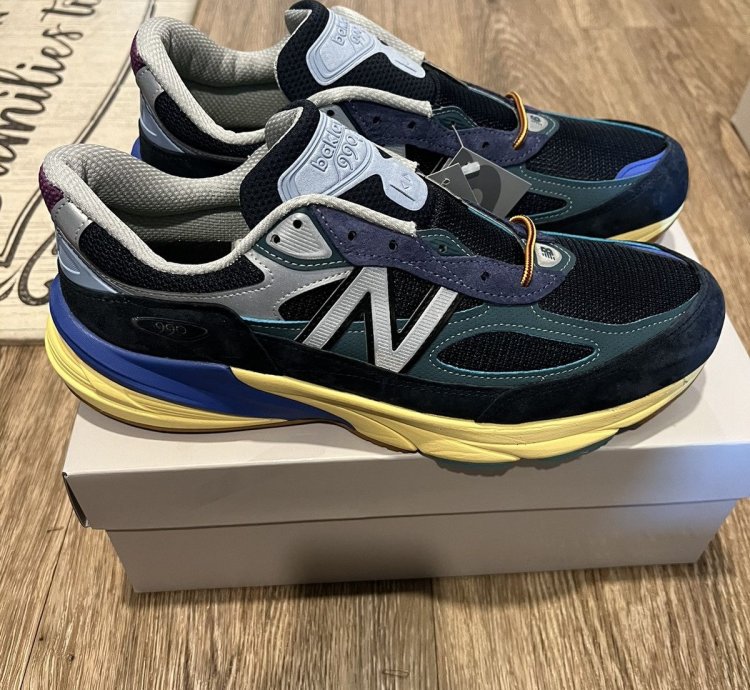 New Balance Lapis Lazuli Action Bronson 990v6