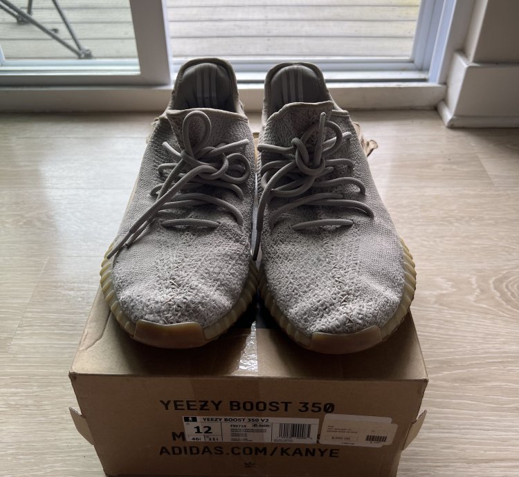 Adidas Yeezy Boost 350 V2 Low Sesame
