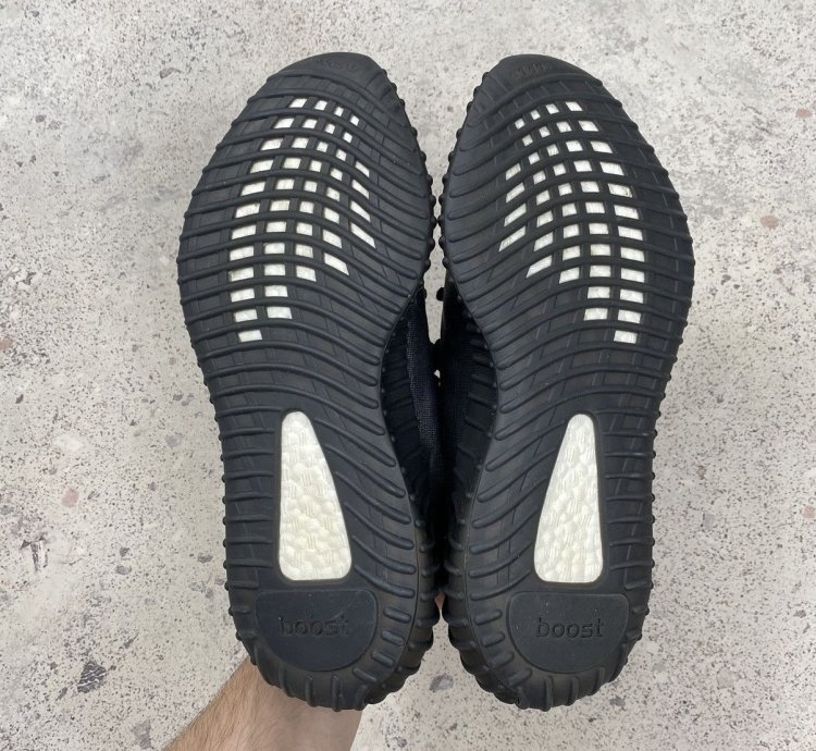 Adidas Yeezy Boost 350 V2 Mono Cinder Black Gx3791 Us9