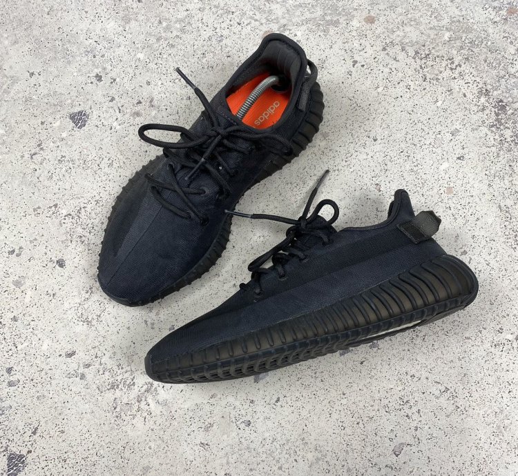 Adidas Yeezy Boost 350 V2 Mono Cinder Black Gx3791 Us9