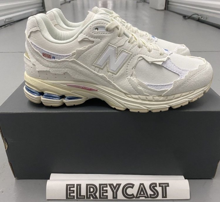 New Balance M2002rda Protection Pack Rain Cloud