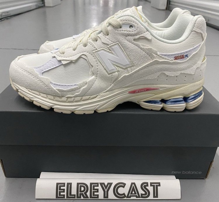 New Balance M2002rda Protection Pack Rain Cloud