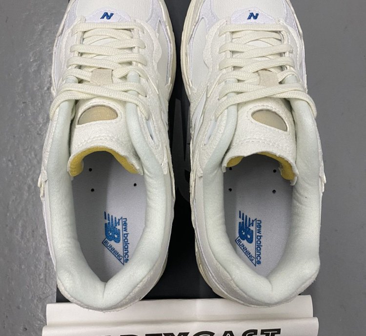 New Balance M2002rda Protection Pack Rain Cloud