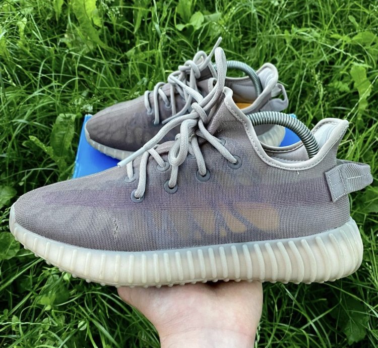 Adidas Yeezy Boost 350 V2 Mono Mist