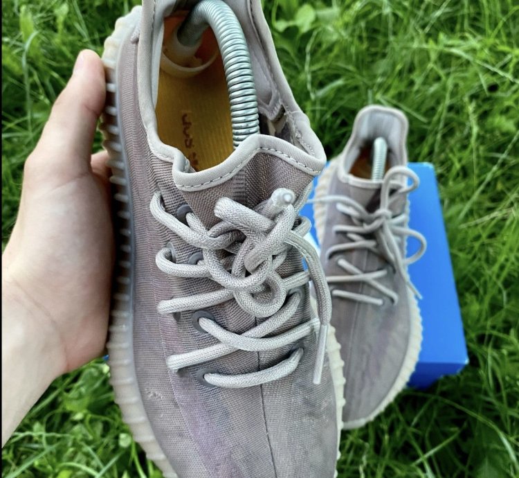Adidas Yeezy Boost 350 V2 Mono Mist