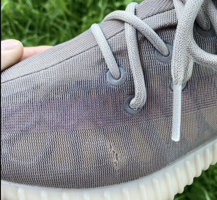 Adidas Yeezy Boost 350 V2 Mono Mist