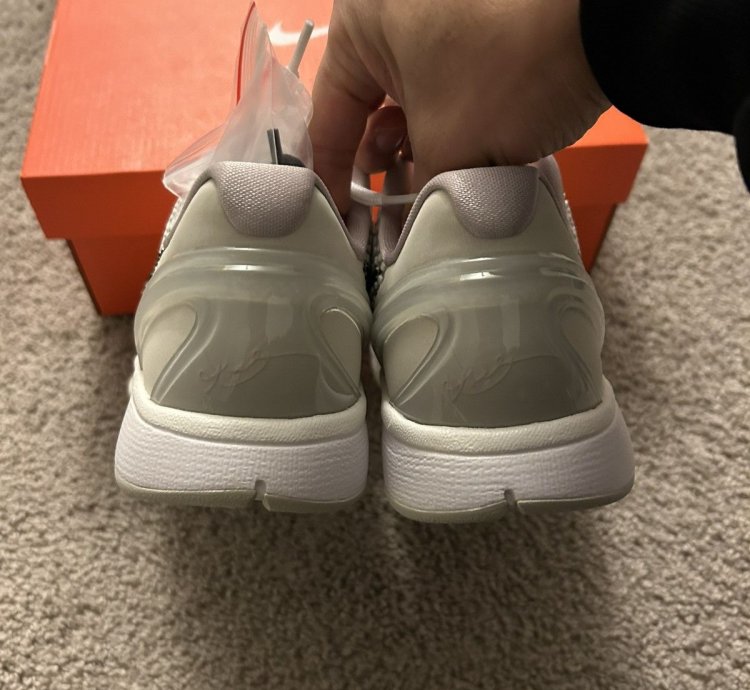 Nike Kobe 6 Sail All-star gs Size 5 5y