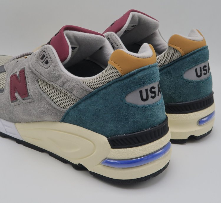 New Balance M990v2 Grey Green Maroon M990cp2 Size 11