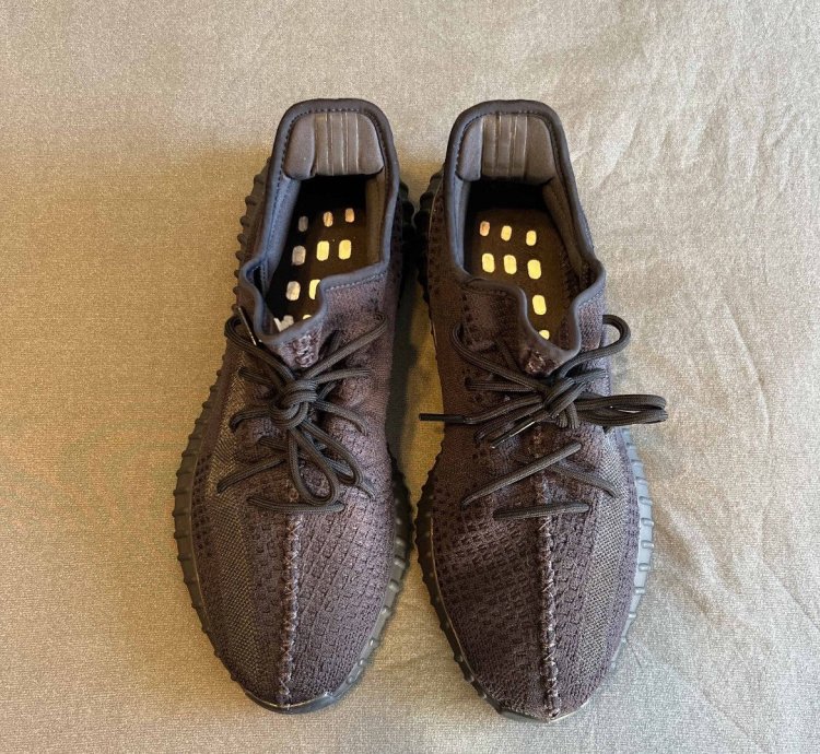 Adidas Yeezy Boost 350 V2 Onyx Size 12 5 Hq4540