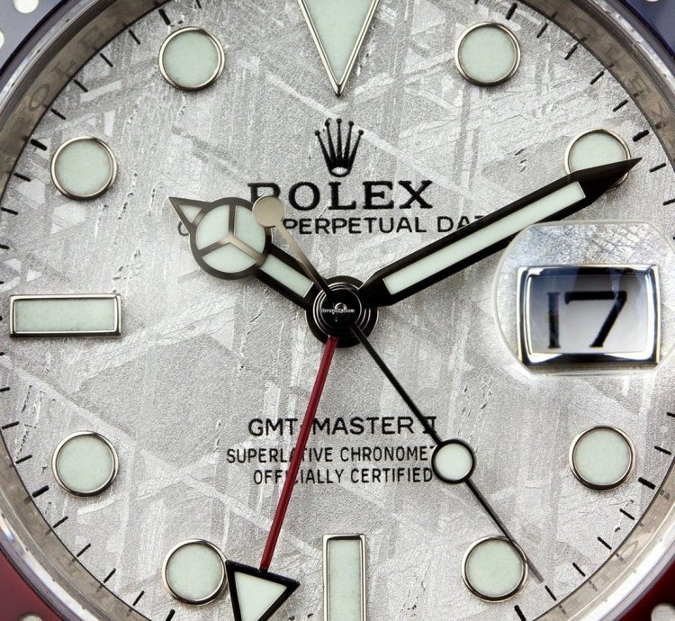 Rolex Gmt-master Ii Oyster Perpetual Gmt-master Ii 18kt White Gold Pepsi Meteorite 126719blro