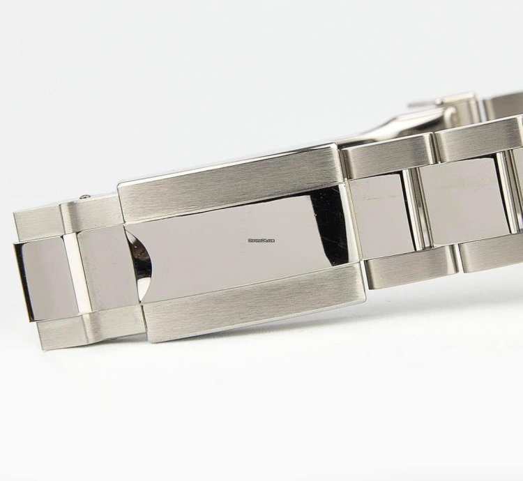 Rolex Gmt-master Ii Oyster Perpetual Gmt-master Ii 18kt White Gold Pepsi Meteorite 126719blro