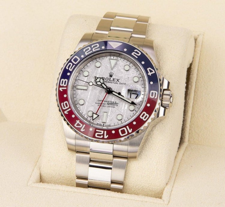 Rolex Gmt-master Ii Oyster Perpetual Gmt-master Ii 18kt White Gold Pepsi Meteorite 126719blro