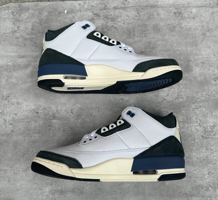 Air Jordan 3 Retro Og Sp A Ma Maniére Diffused Blue