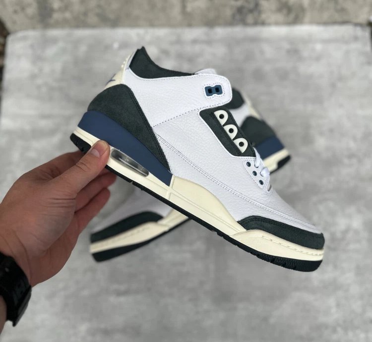Air Jordan 3 Retro Og Sp A Ma Maniére Diffused Blue
