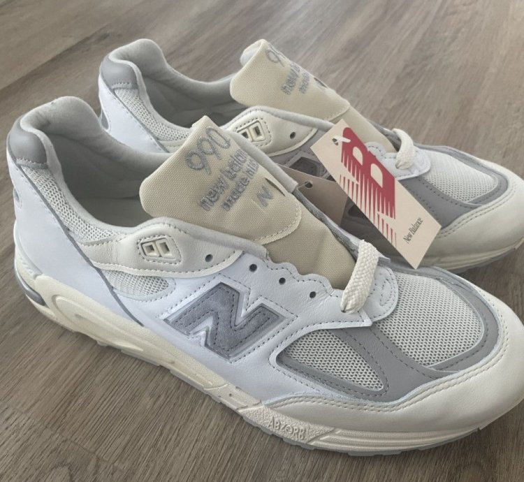 New Balance Made In Usa 990 V2